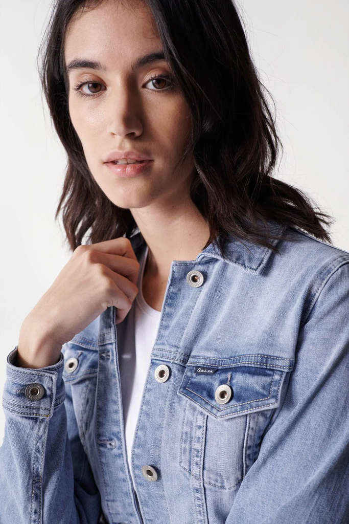 CAZADORA VAQUERA SLIM FIT 123134
