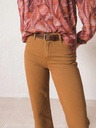 Cinturon piel con tachuelas V.I23.PL852