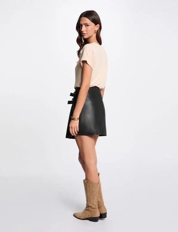 jupe-courte-simili-cuir-noir-femme-vue2-32536311030860979.webp