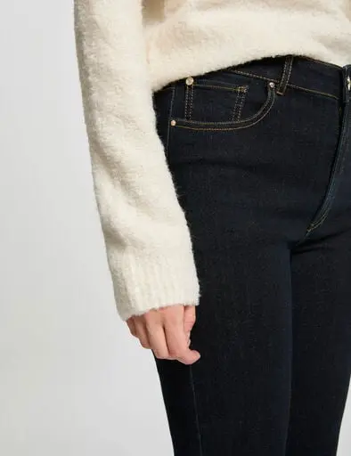 jean-bootcut-taille-haute-denim-brut-femme-vue4-32536311040200994.webp