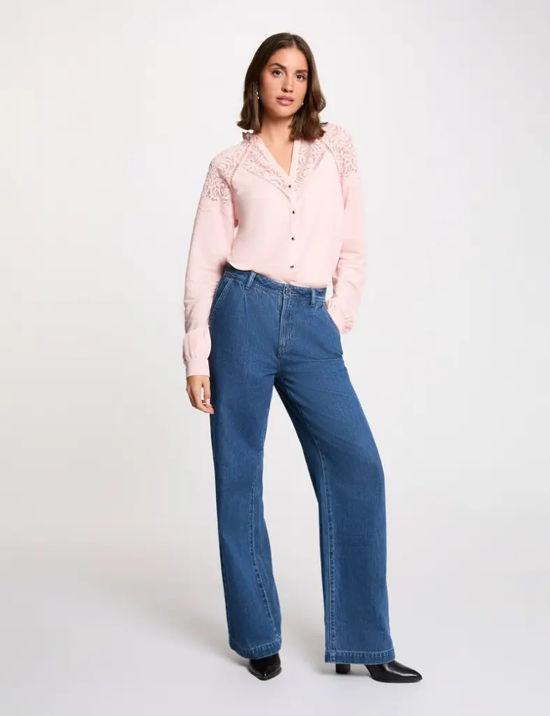 t-shirt-dentelle-col-v-rose-clair-femme-vue5-32536311044031126.webp