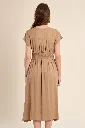 vestido-de-manga-corta-detalle-pliegues- (2).webp