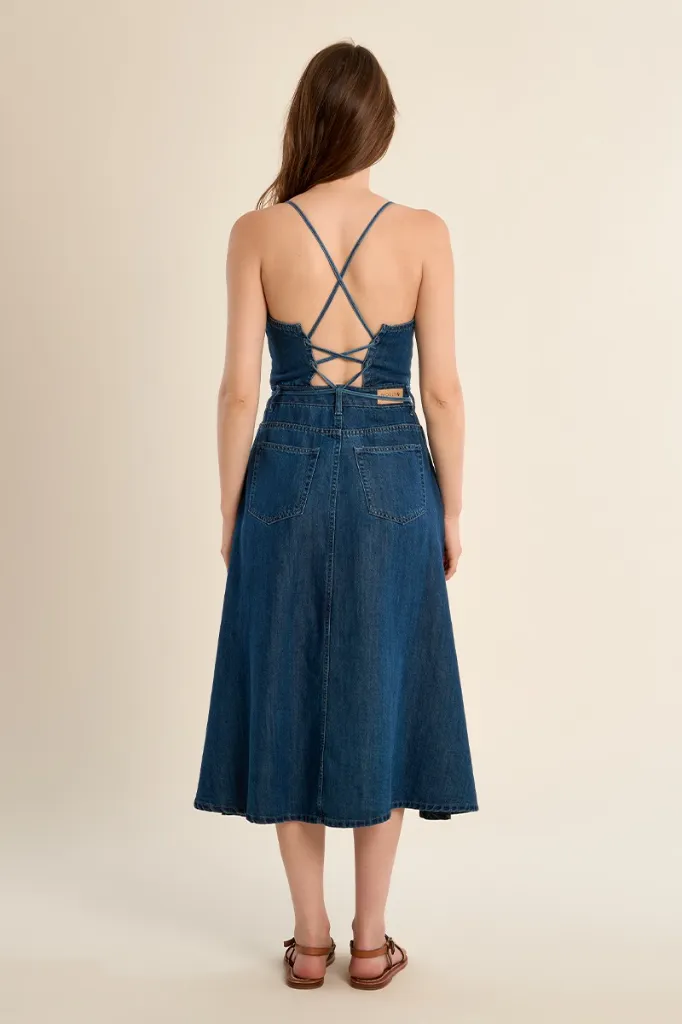 vestido-vaquero-midi-de-tirantes- (1).webp
