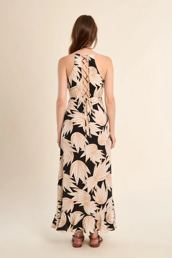 vestido-largo-con-estampado-y-volantes- (1).webp