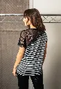camiseta-essential-rayas (1).webp