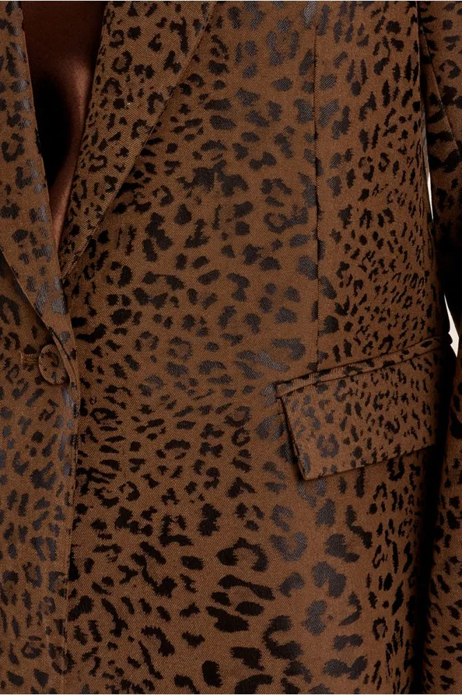 blazer-de-manga-larga-con-estampado (2).webp
