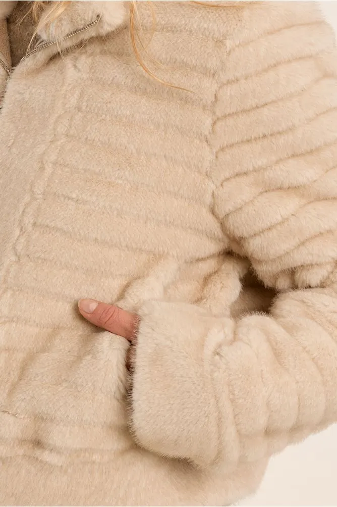 chaqueta-de-manga-larga-de-peluche (1).webp