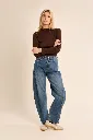 jersey-de-manga-larga-cuello-cerrado (2).webp