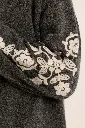 jersey-de-manga-larga-detalle-flores (1).webp