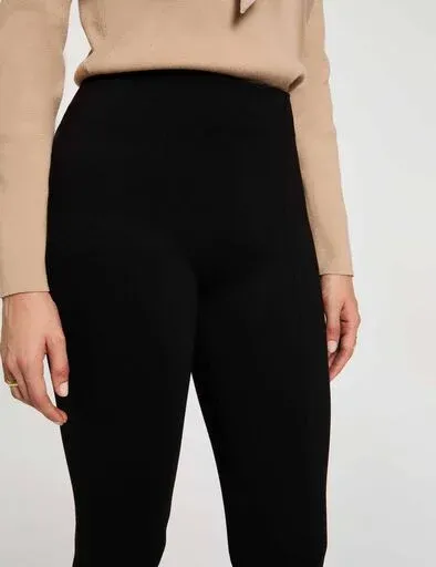 pantalon-legging-uni-noir-femme-vue4-32536311067970979.webp
