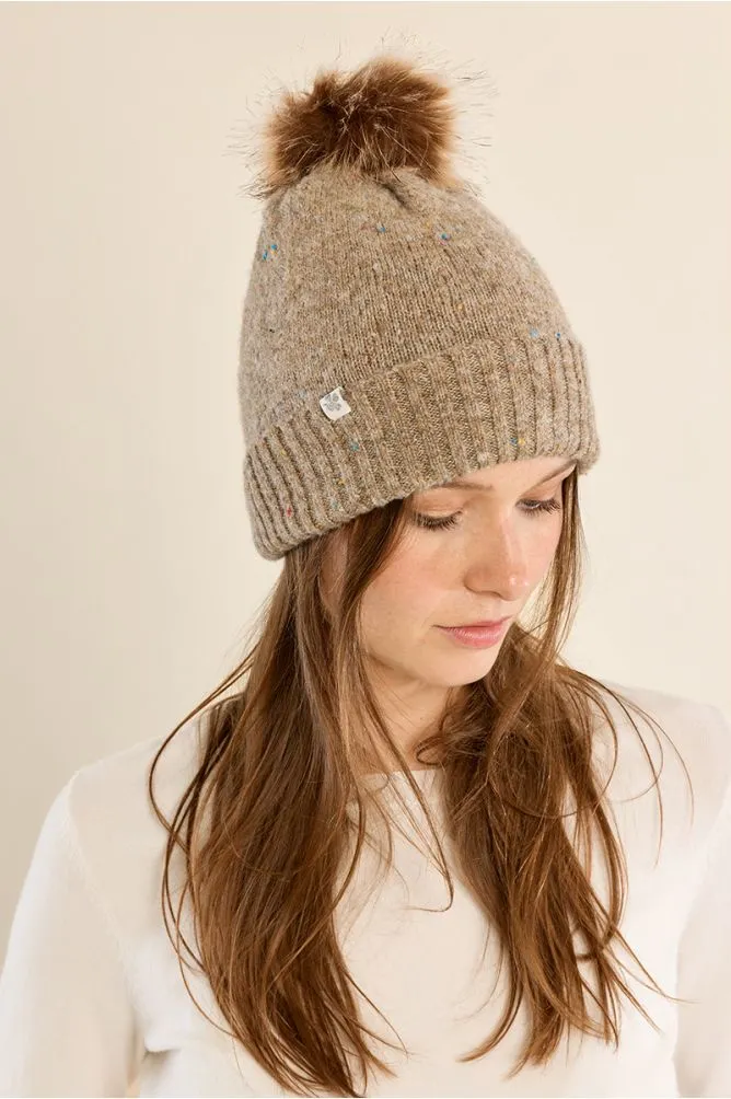 gorro-con-pompon (2).webp