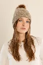 gorro-con-pompon (3).webp