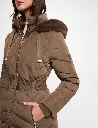doudoune-longue-capuche-vert-kaki-femme-vue4-32536311062590603_11zon.webp