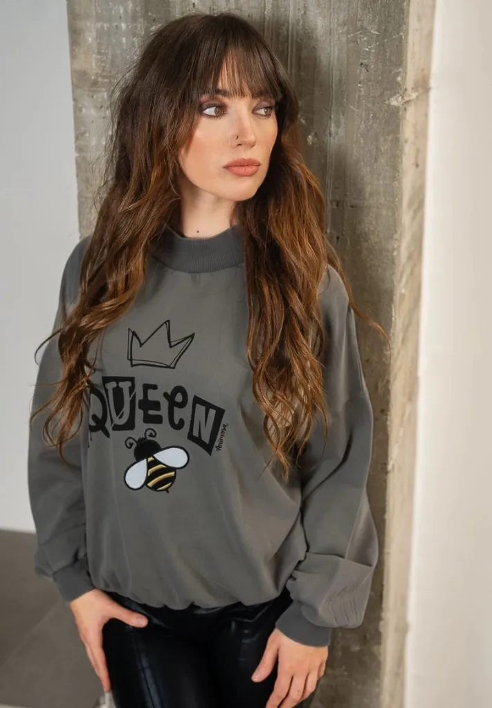 sudadera-queen-bee (2)_11zon.webp