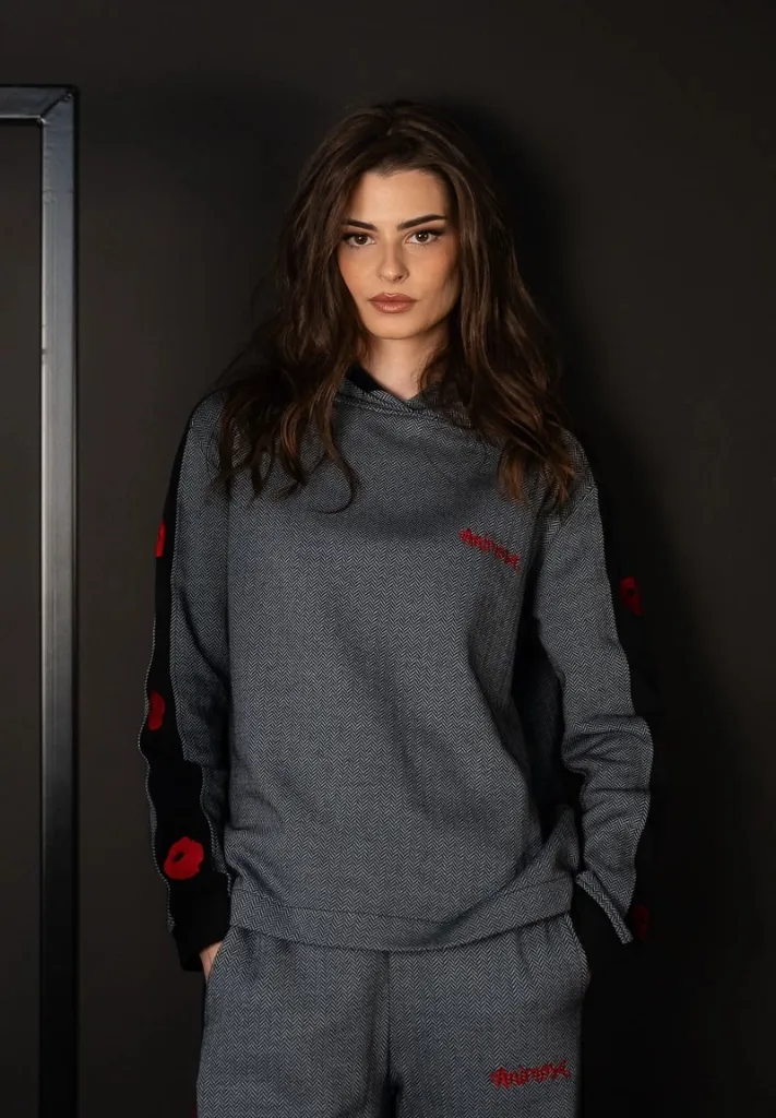 sudadera-espiguilla-amapolas (1)_11zon.webp