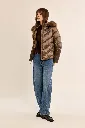 chaqueta-acolchada-con-capucha (2).webp