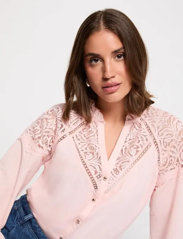 Camiseta de encaje con cuello en v rosa claro 261-Tnicole (Tallas: Ts)