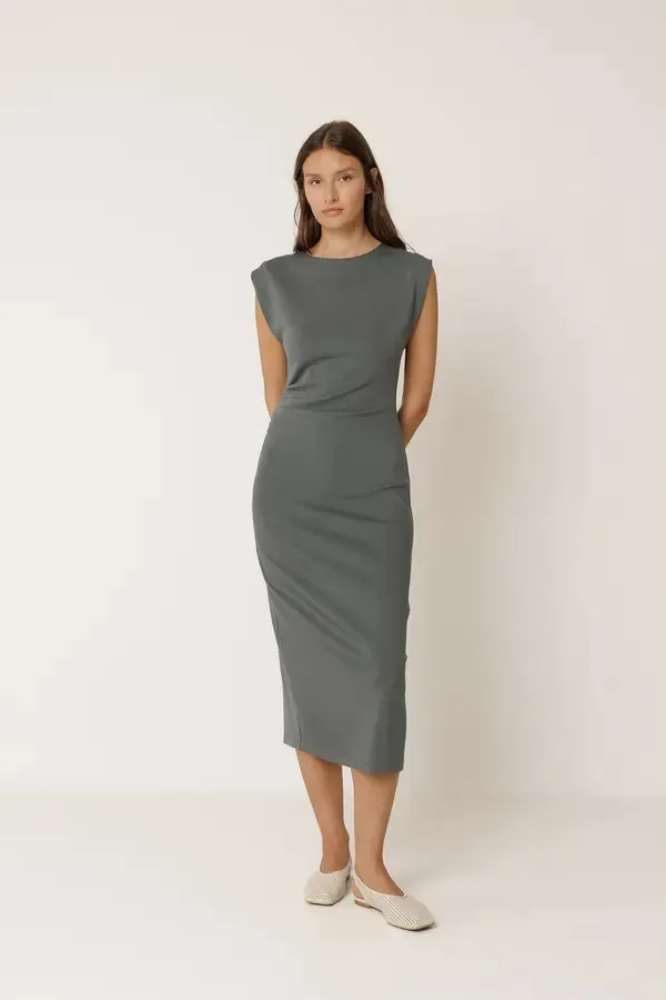 VESTIDO AJUSTADO PLIEGUES V.V26.NM440