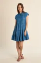 Vestido de manga corta, con volantes.ZP138EE