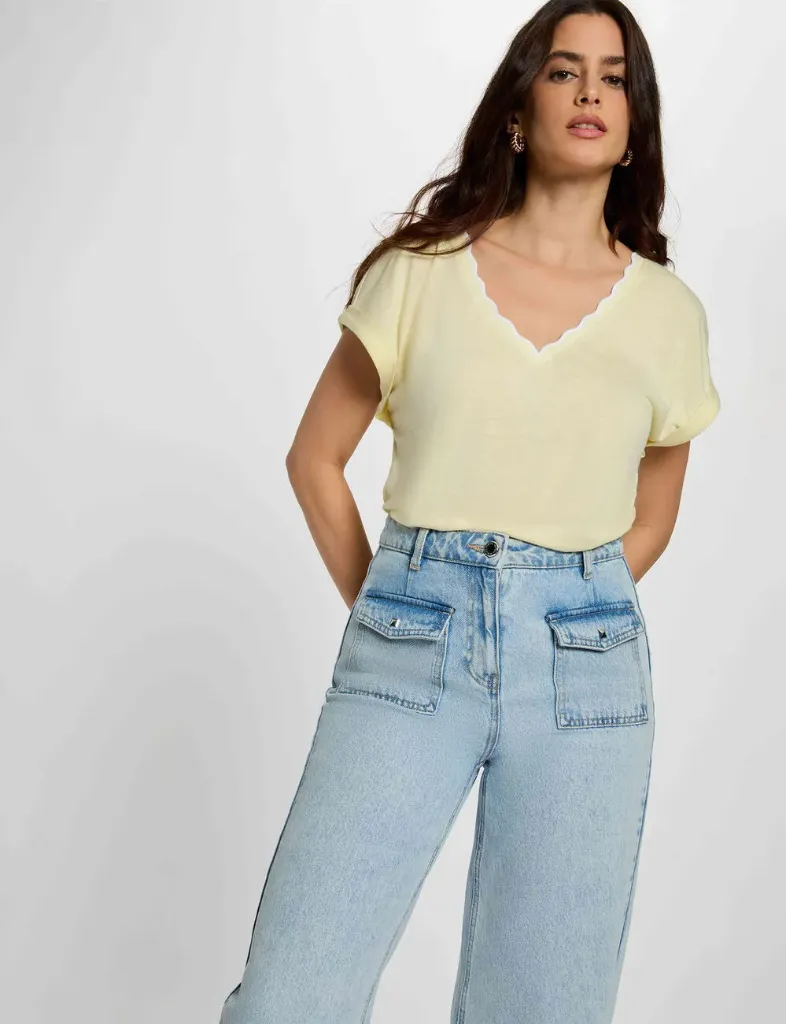 Camiseta cuello v manga corta amarillo pastel 261-Diane (Tallas: Ts)