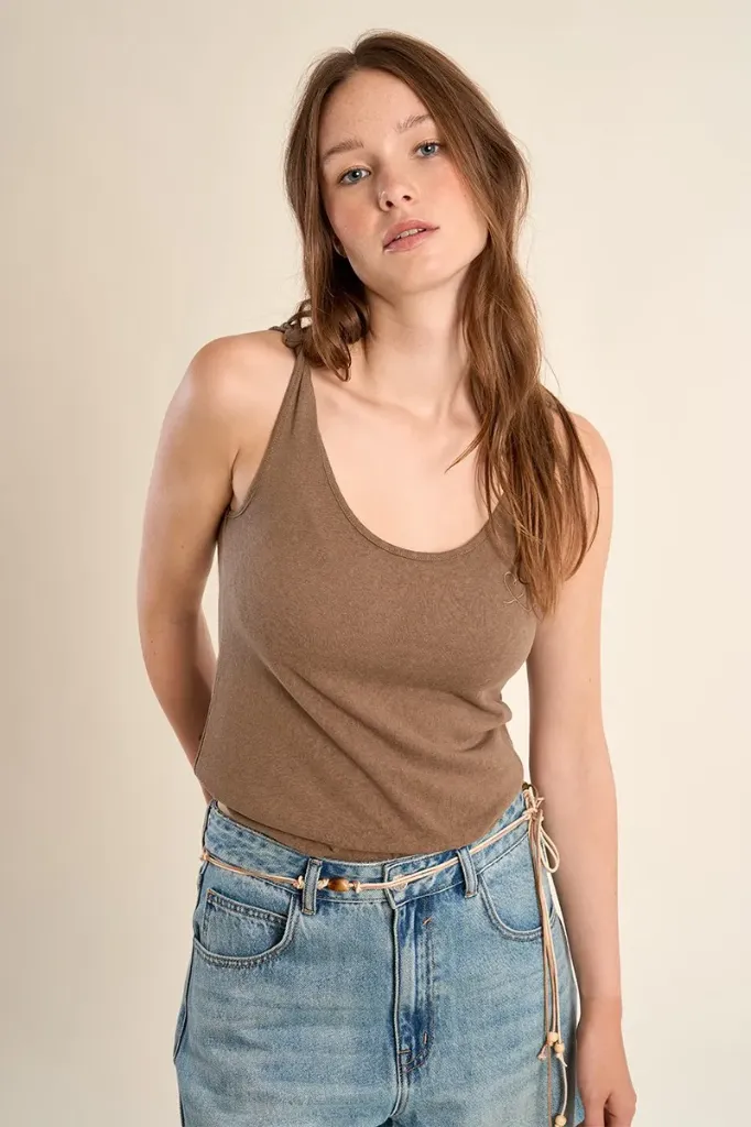 Top de mujer de manga sisa, detalle nudo.LA1286EE (Tallas: Ts)