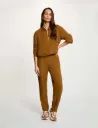 Pantalón carrot de tiro alto cámel 261-psheda