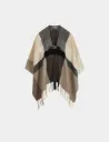 Poncho con cuello abierto multicolor 261-5Clac