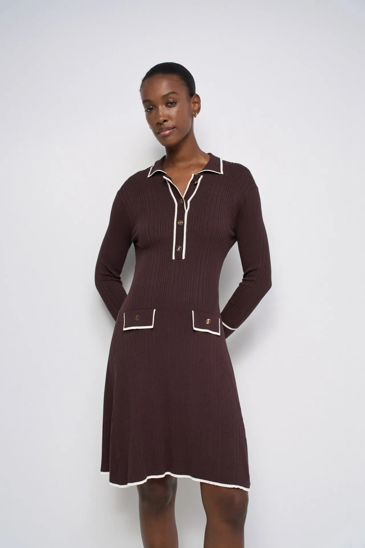 VESTIDO CORTO DE PUNTO ESTILO POLO 21011658