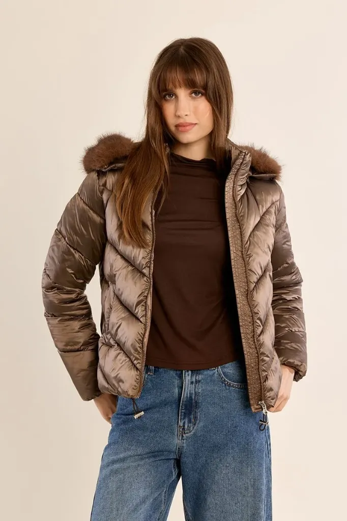 Chaqueta acolchada con capucha Or197EH